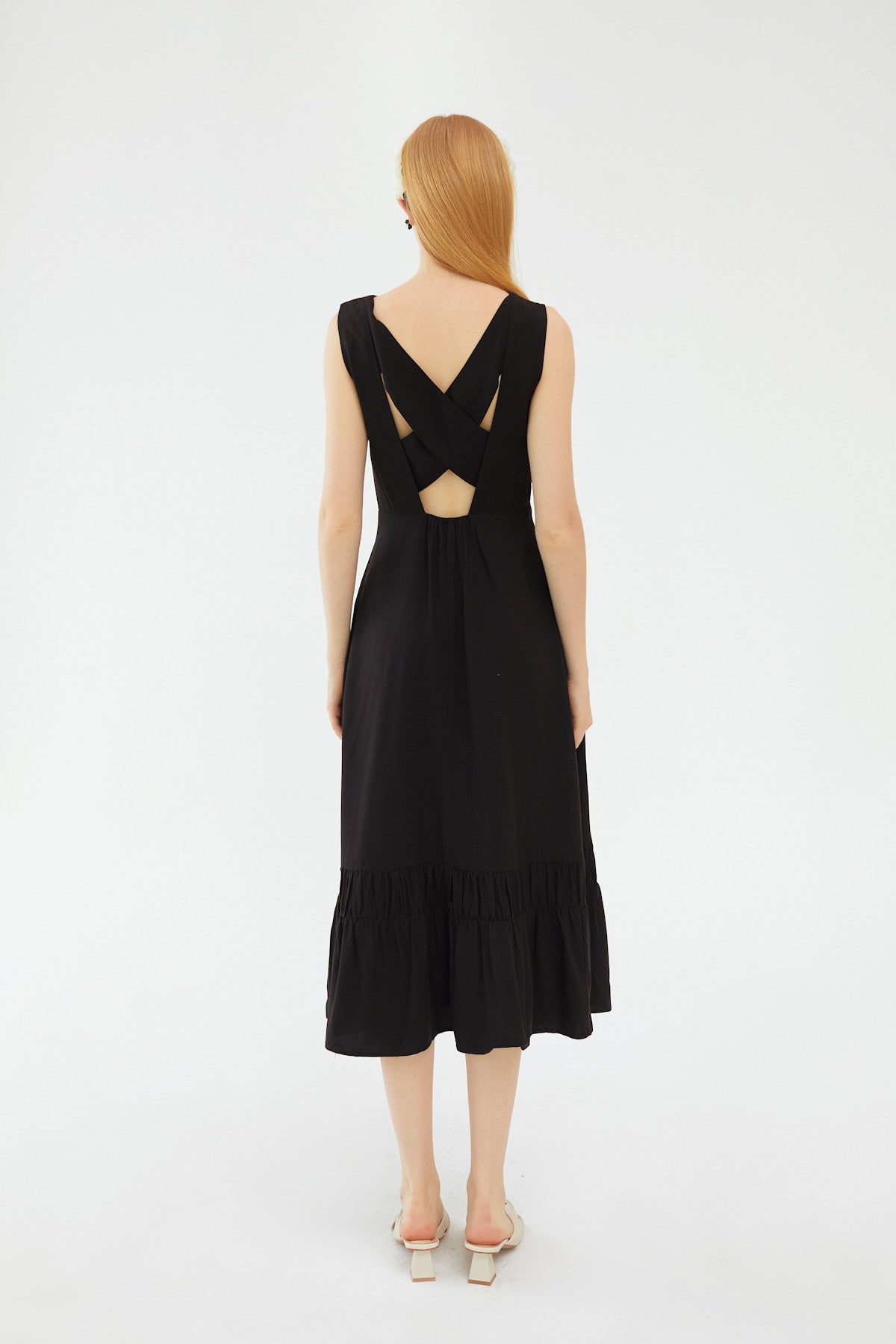 SKYE San Francisco Shop SF Chic Modern Elegant Classy Women Clothing French Parisian Minimalist Fashion Style Naomi Cutout Back Dress Black 6