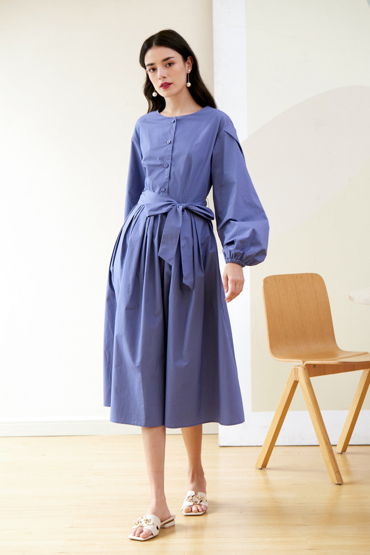 SKYE San Francisco Shop SF Chic Modern Elegant Classy Women Clothing French Parisian Minimalist Fashion Style Rosalie Puff Sleeve Dress 2