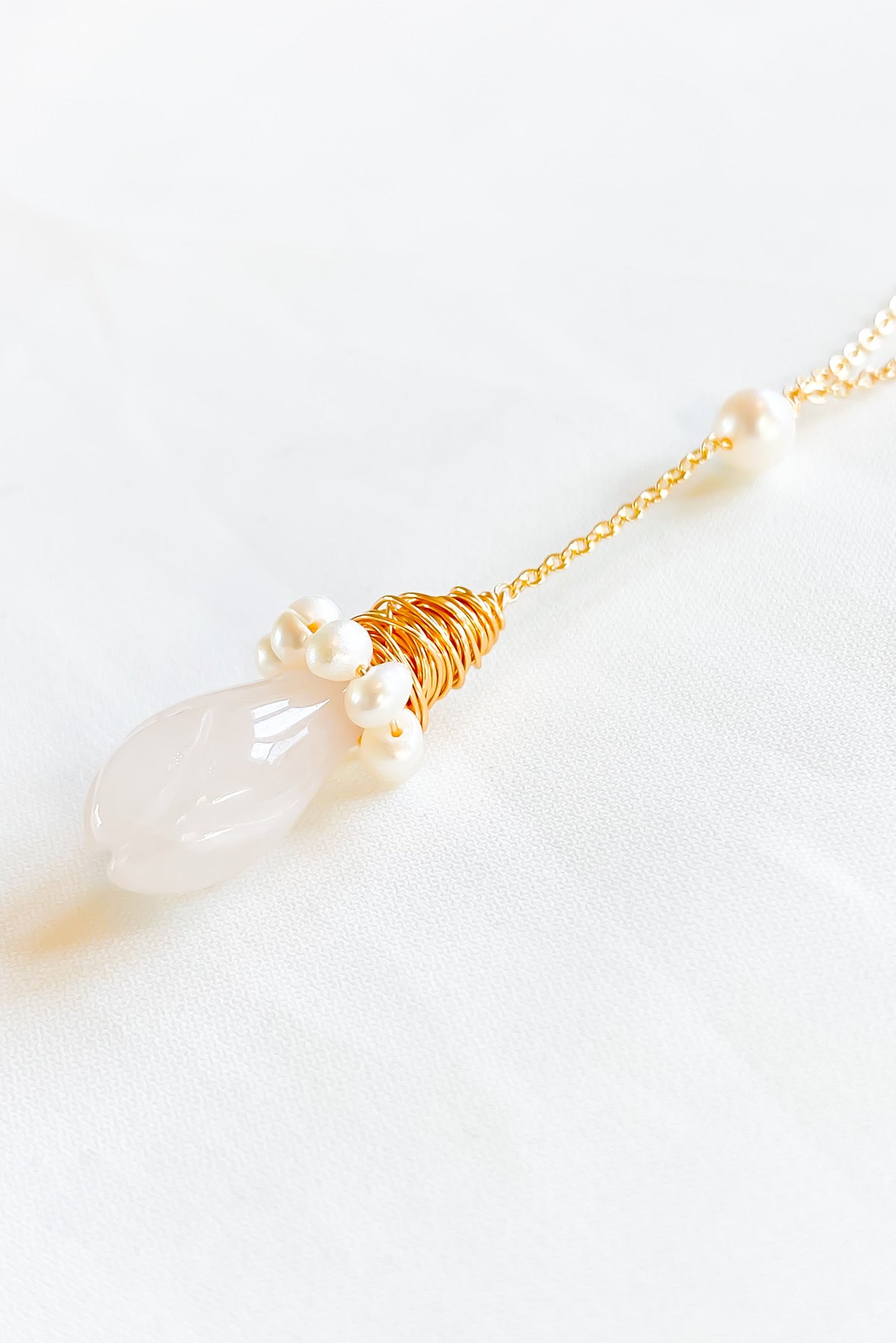SKYE San Francisco Shop SF Chic Modern Elegant Classy Women Jewelry French Parisian Minimalist Alexine 18K Gold Rose Quartz Necklace