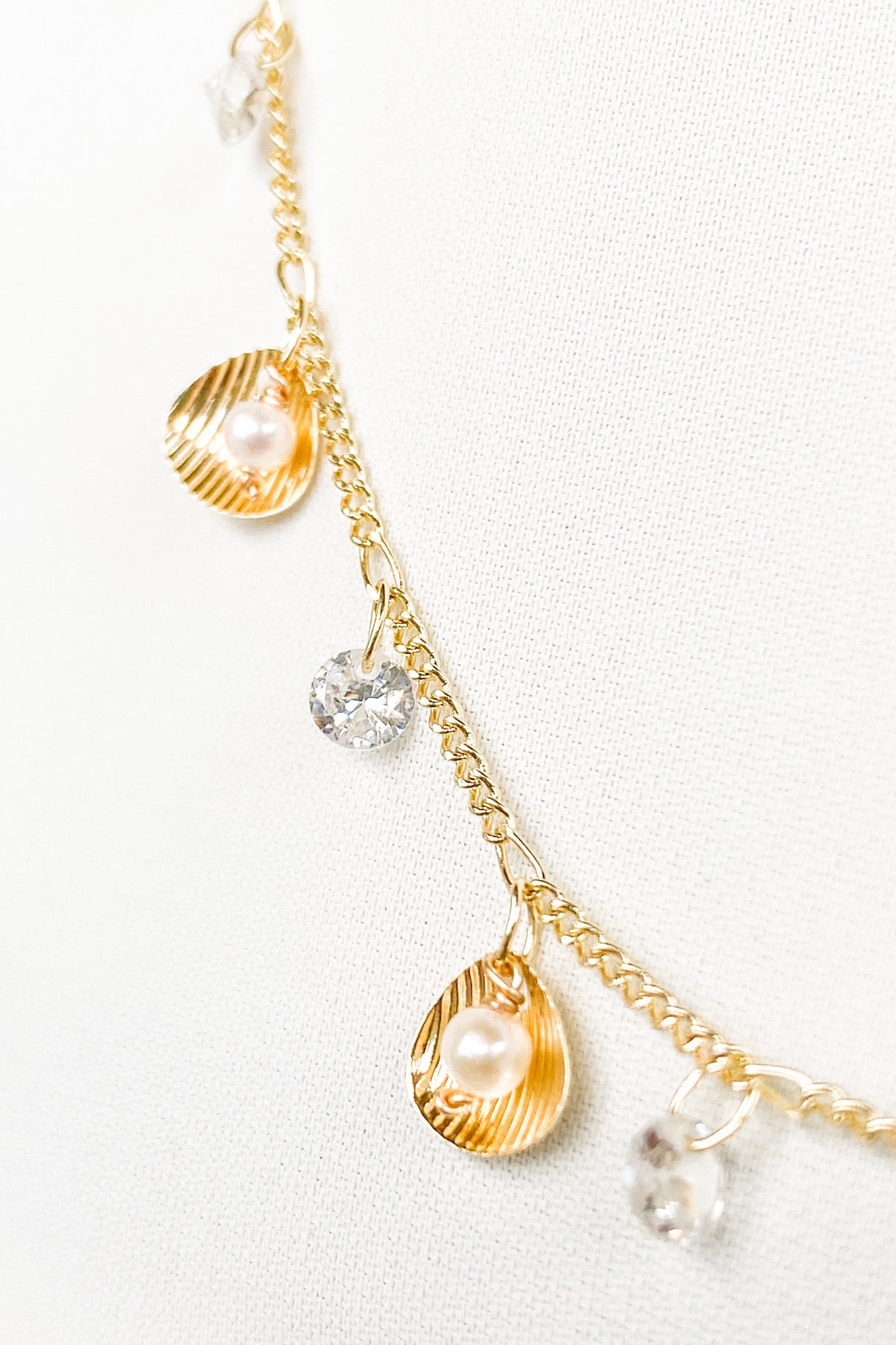 SKYE San Francisco Shop SF Chic Modern Elegant Classy Women Jewelry French Parisian Minimalist Alida 18K Gold Crystal Seashell Necklace 7