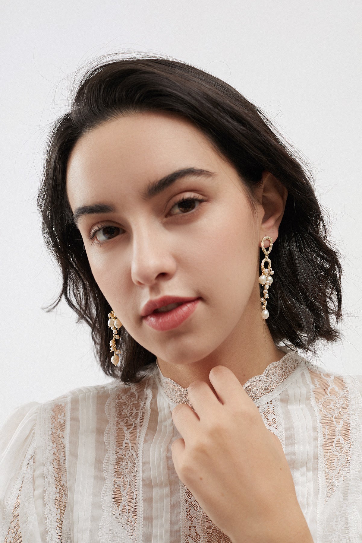 SKYE San Francisco Shop SF Chic Modern Elegant Classy Women Jewelry French Parisian Minimalist Liana 18K Gold Freshwater Pearl Earrings 2