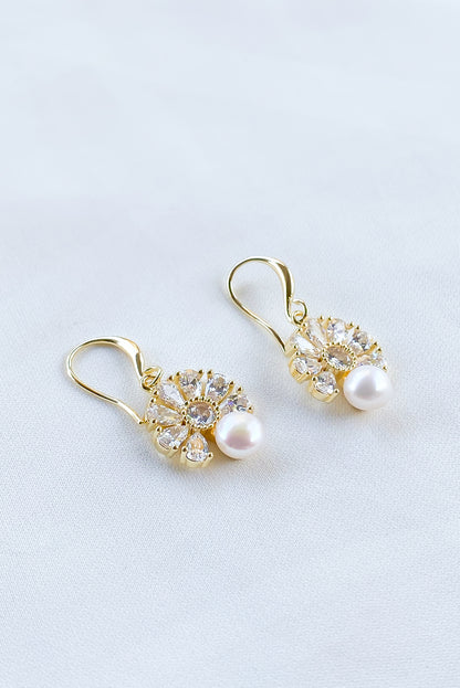 SKYE San Francisco Shop SF Chic Modern Elegant Classy Women Jewelry French Parisian Minimalist Lyna 18K Gold Freshwater Pearl Crystal Earrings 2