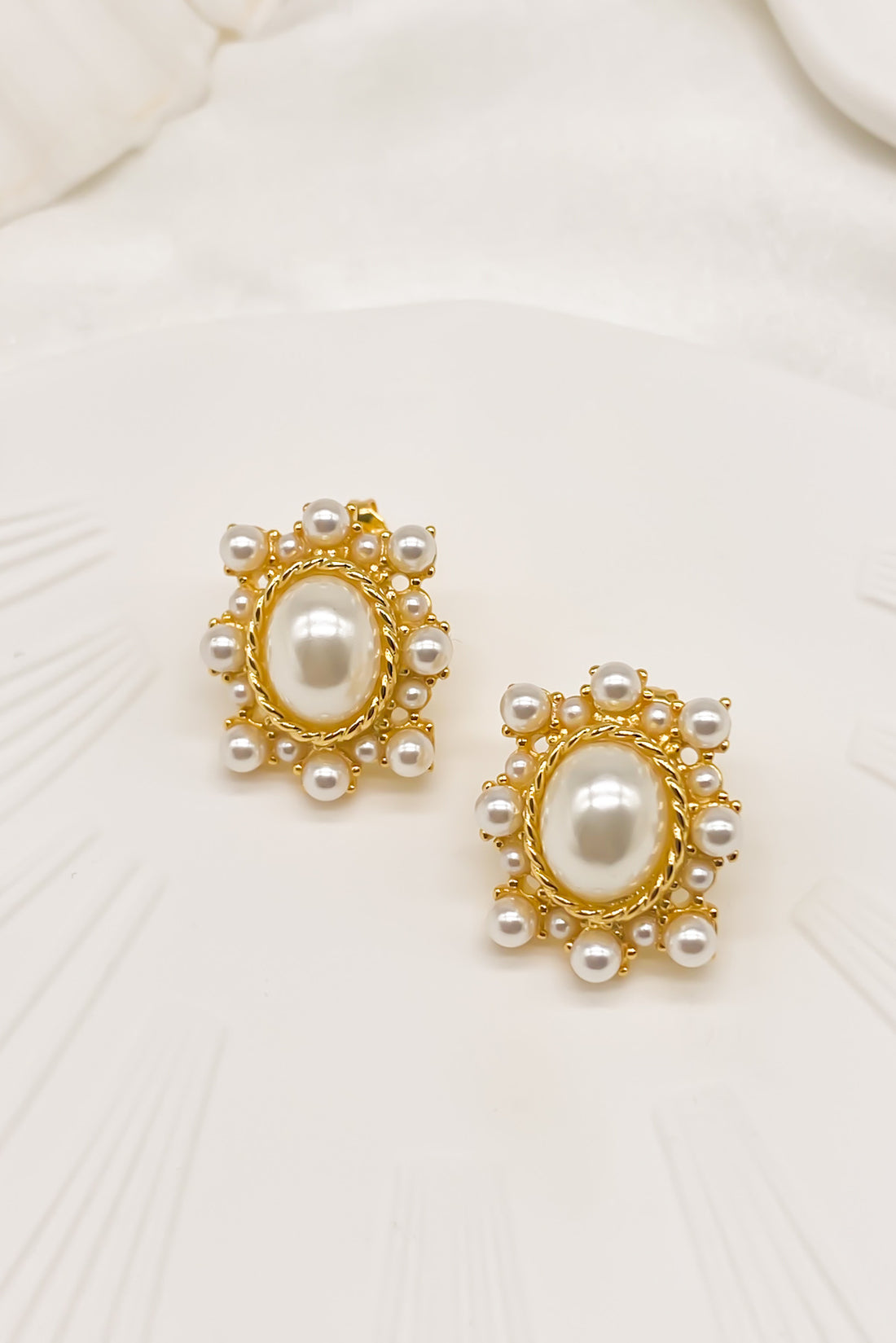 SKYE Shop Chic Modern Elegant Classy Women Jewelry French Parisian Minimalist Haley Pearl Earrings 3