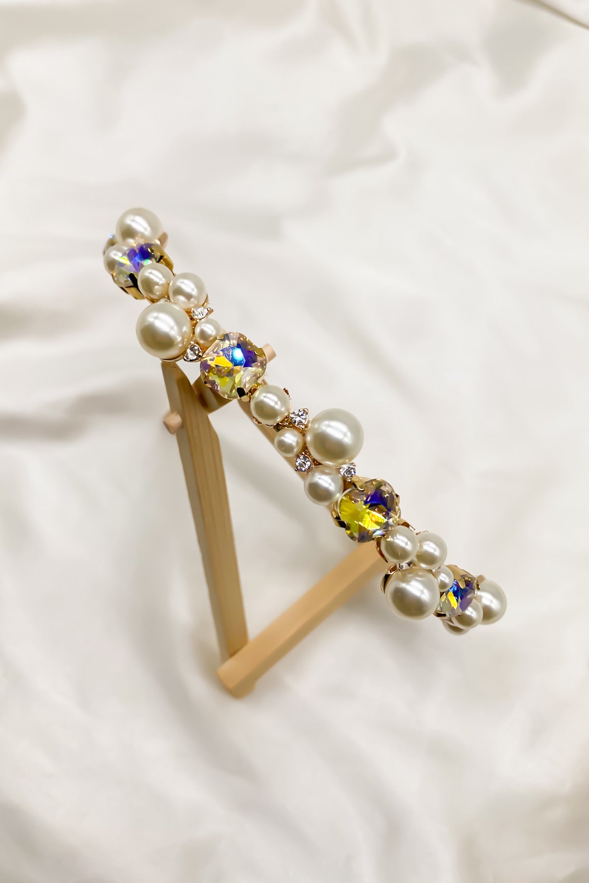 SKYE Shop Chic Modern Elegant Classy Women Jewelry French Parisian Minimalist Marcelle Pearl Crystal Gold Headband 7