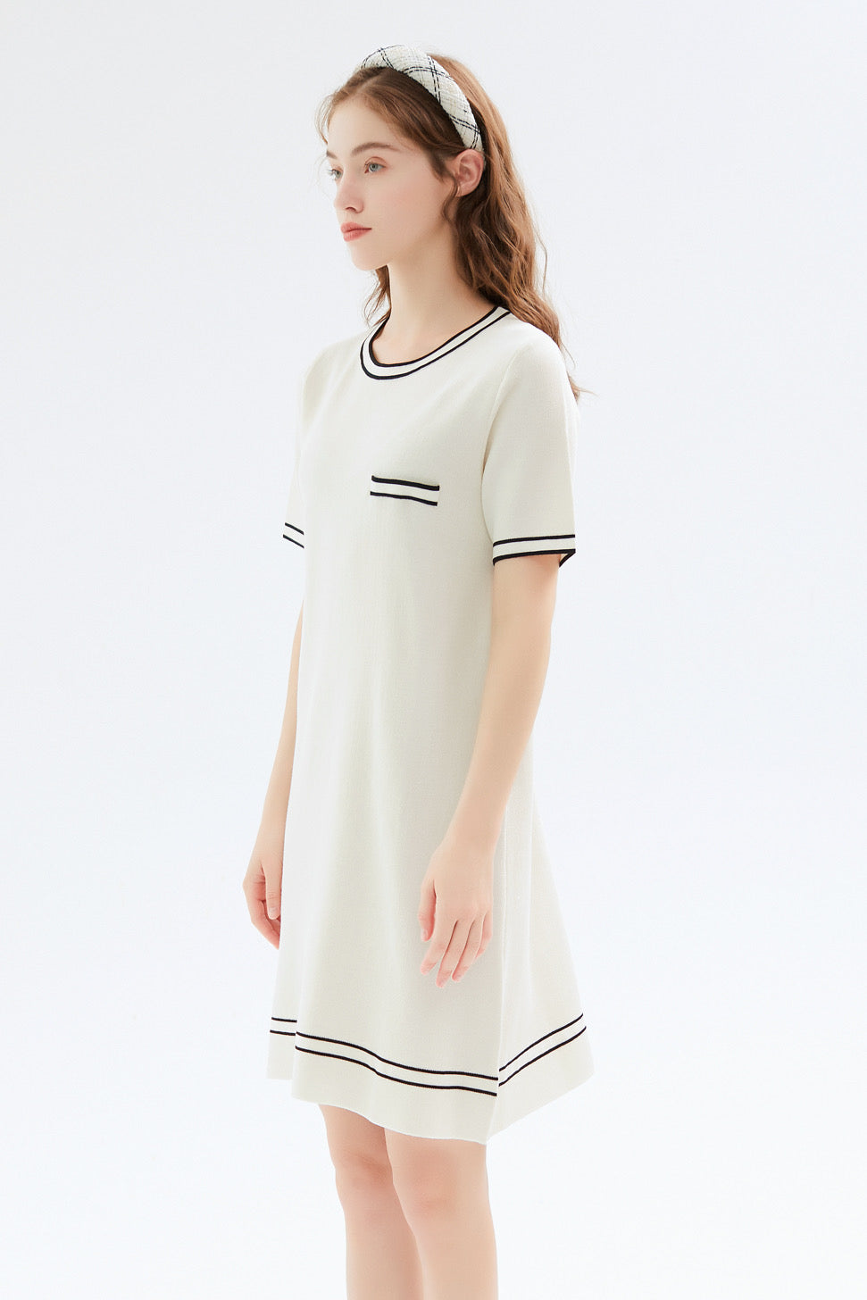 SKYE Shop Chic Modern Elegant Timeless Women Clothing French Parisian Minimalist Fashion Nicky Sweater Dress 2