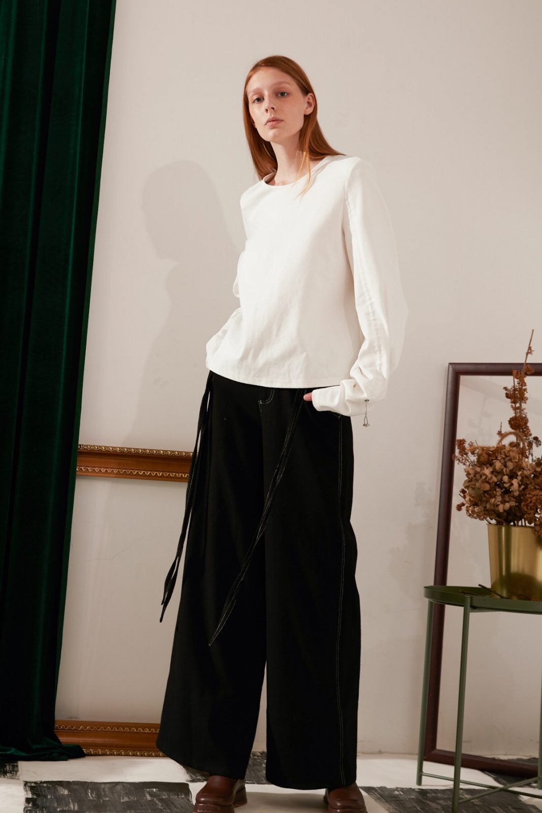 SKYE modern minimalist women fashion drawstring long sleeve top whiteSKYE modern minimalist women fashion drawstring long sleeve top white