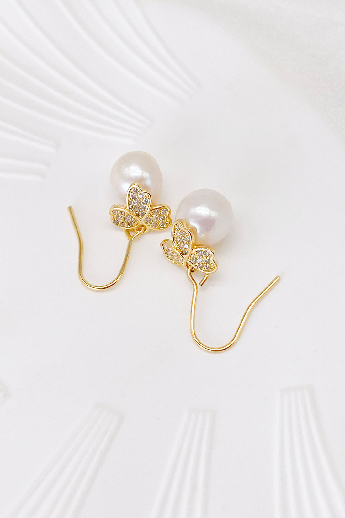 Catarina Gold Leaf Pearl Drop Earrings