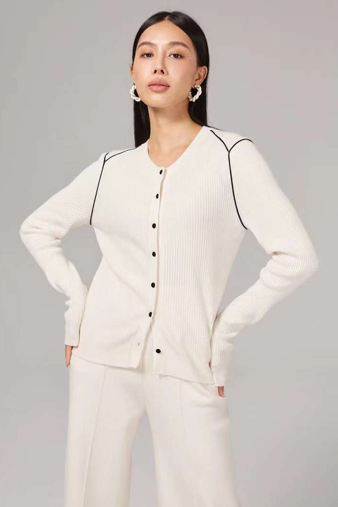 SKYECordeliaContrastPipingMerinoWoolRibbedCardigan_0000s_0011_Background