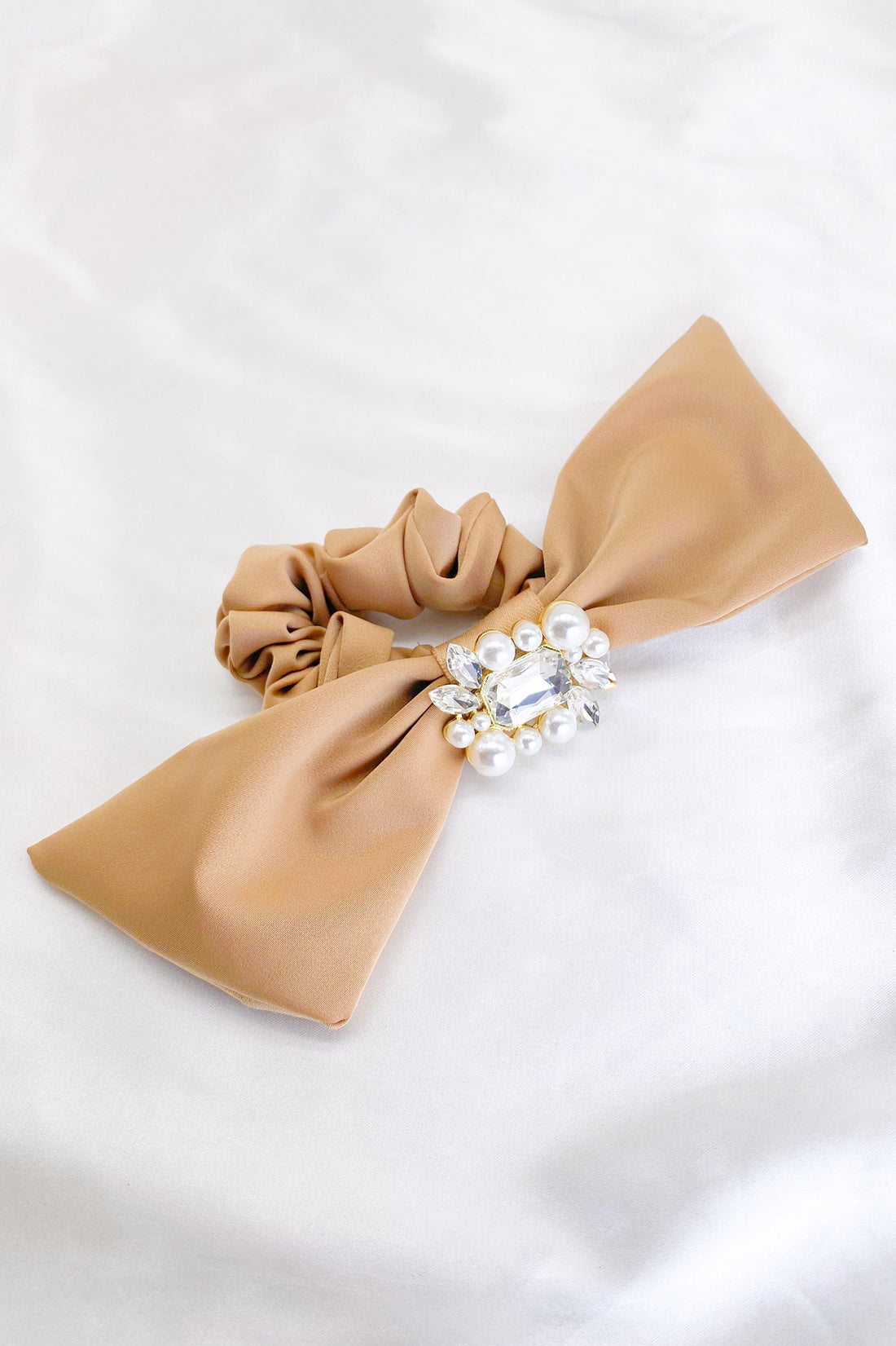 SKYEHelenaPearlCrystalBowHairTie_2_924e66f8-7f62-4d44-b022-5b7b9f1761c1