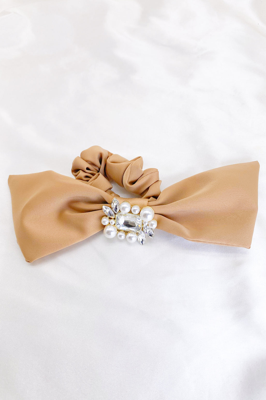 SKYEHelenaPearlCrystalBowHairTie_3_f20955f1-9a5d-4be5-b83e-f9a65519f426