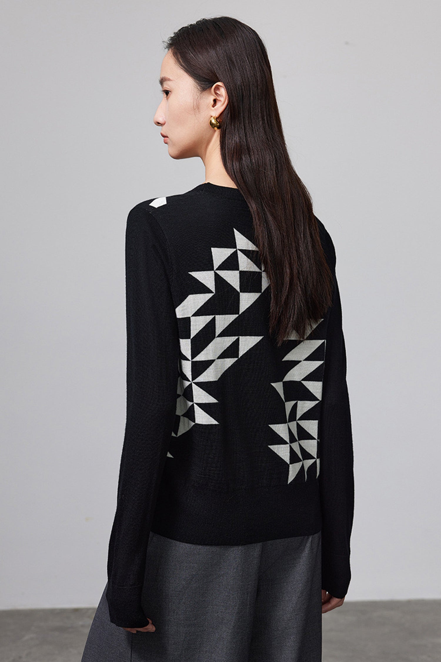 Holly V-neck Geometrical Merino Wool Cardigan