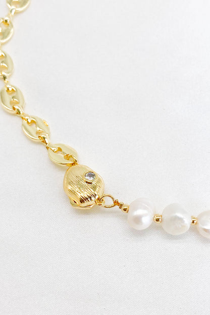 Lyra 18K Gold Magnetic Clasp Pearl Necklace