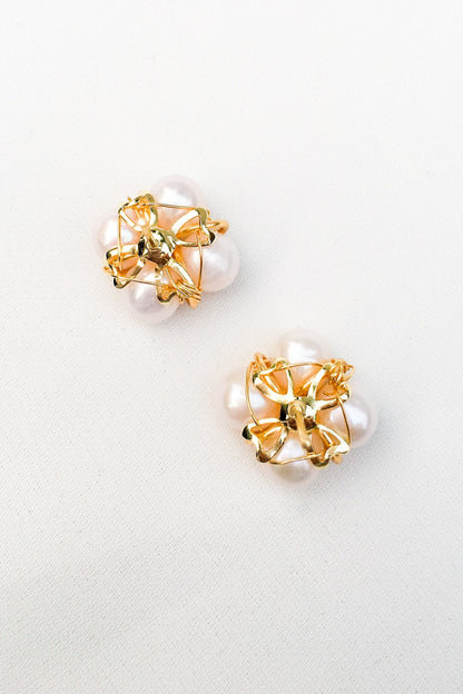 SKYE San Francisco SF shop ethical sustainable modern minimalist chic luxury women jewelry Taia 18K Gold Freshwater Pearl Earrings 3