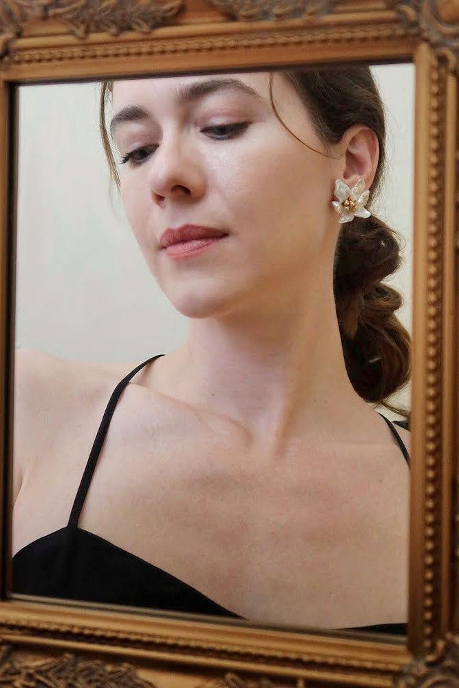 SKYE shop San Francisco minimal chic elegant fleur earrings freshwater pearls 2