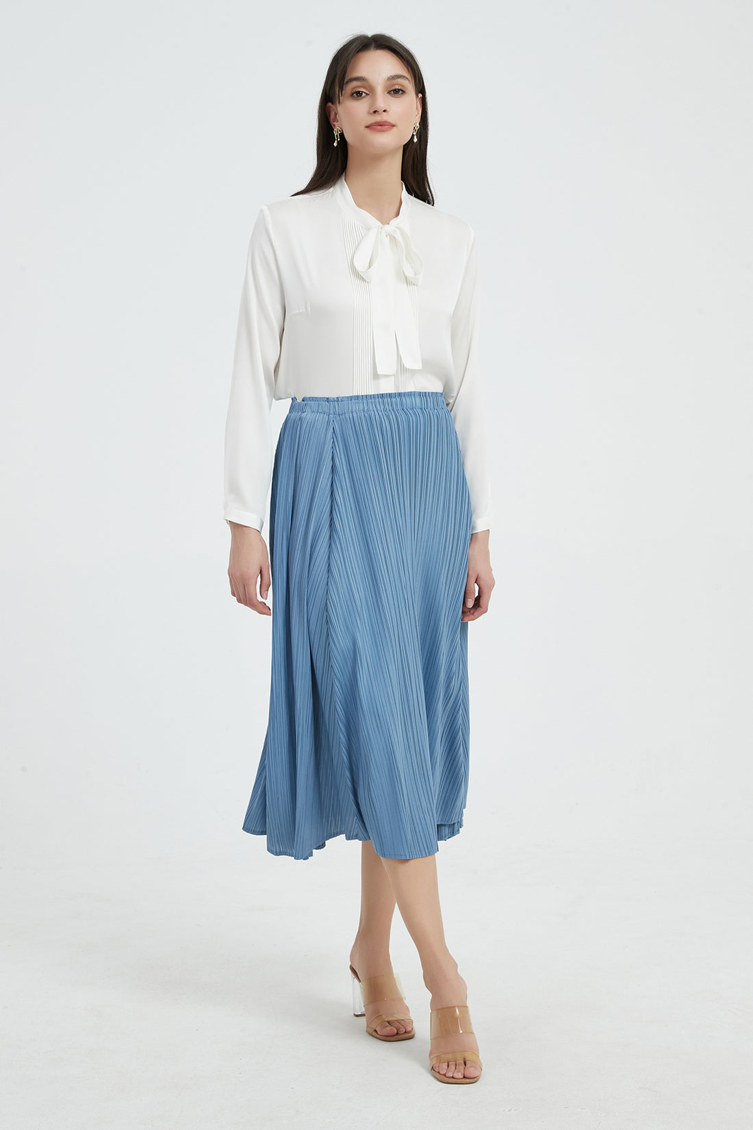 SKYE Gwyneth Midi Pleated Skirt Blue4