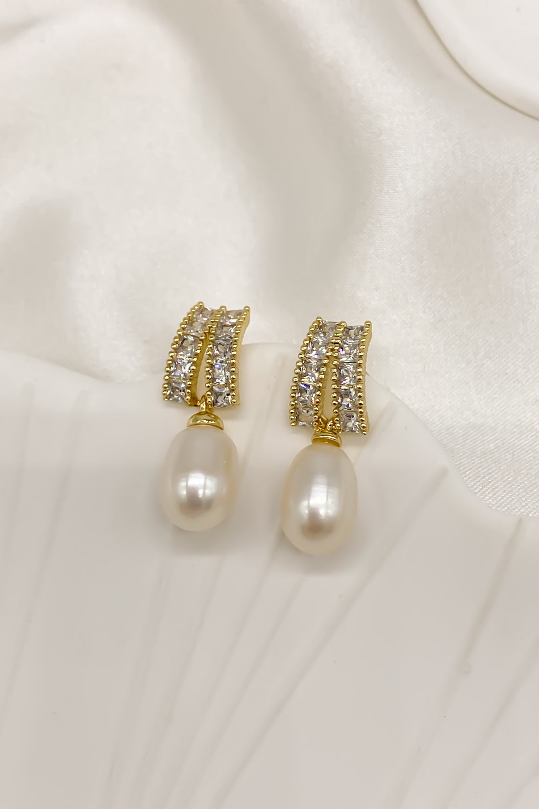SKYE Joie Pearl Drop Earrings 6