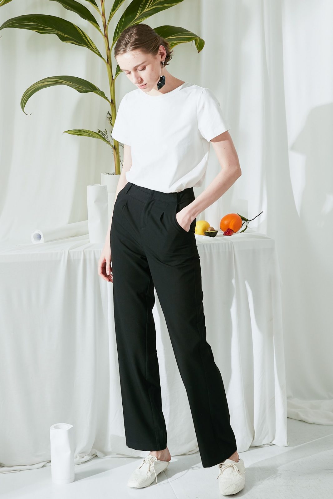 SKYE SF modern minimalist women clothing fashion Brielle Pants Black 2