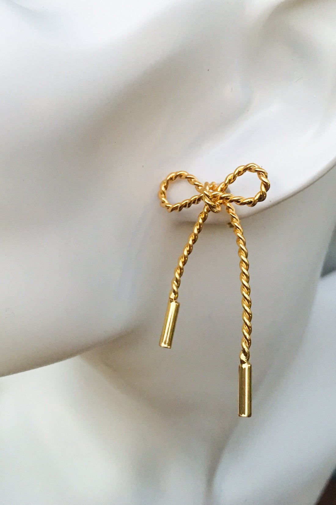 SKYE San Francisco SF California shop ethical sustainable modern minimalist quality women jewelry Luis 18K Gold Bow Earrings