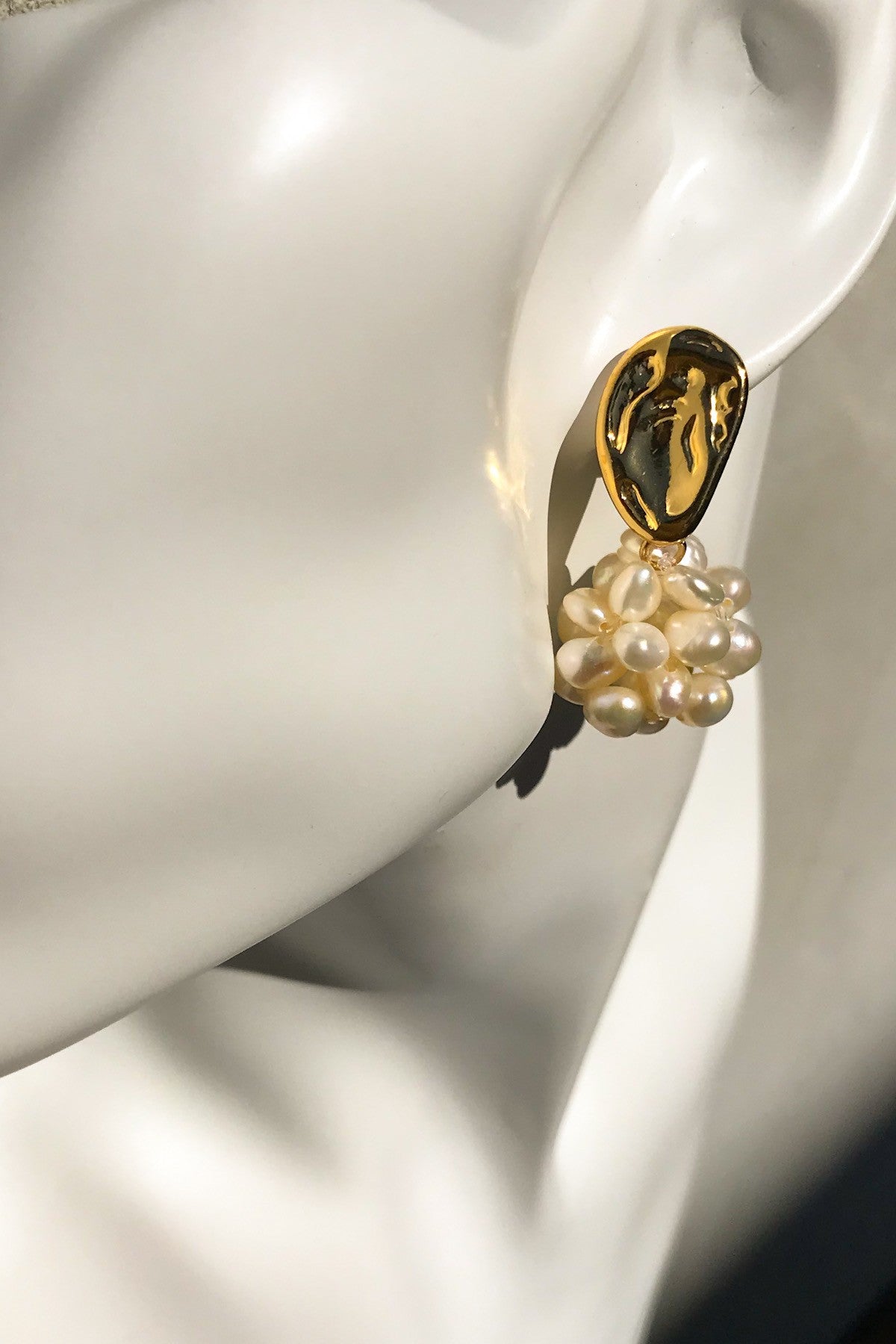 SKYE San Francisco SF shop ethical sustainable modern minimalist luxury women jewelry Spring 2020 Pipi 18K Gold Freshwater Pearl Earrings 3