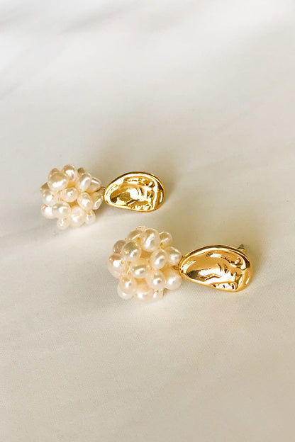 SKYE San Francisco SF shop ethical sustainable modern minimalist luxury women jewelry Spring 2020 Pipi 18K Gold Freshwater Pearl Earrings 4