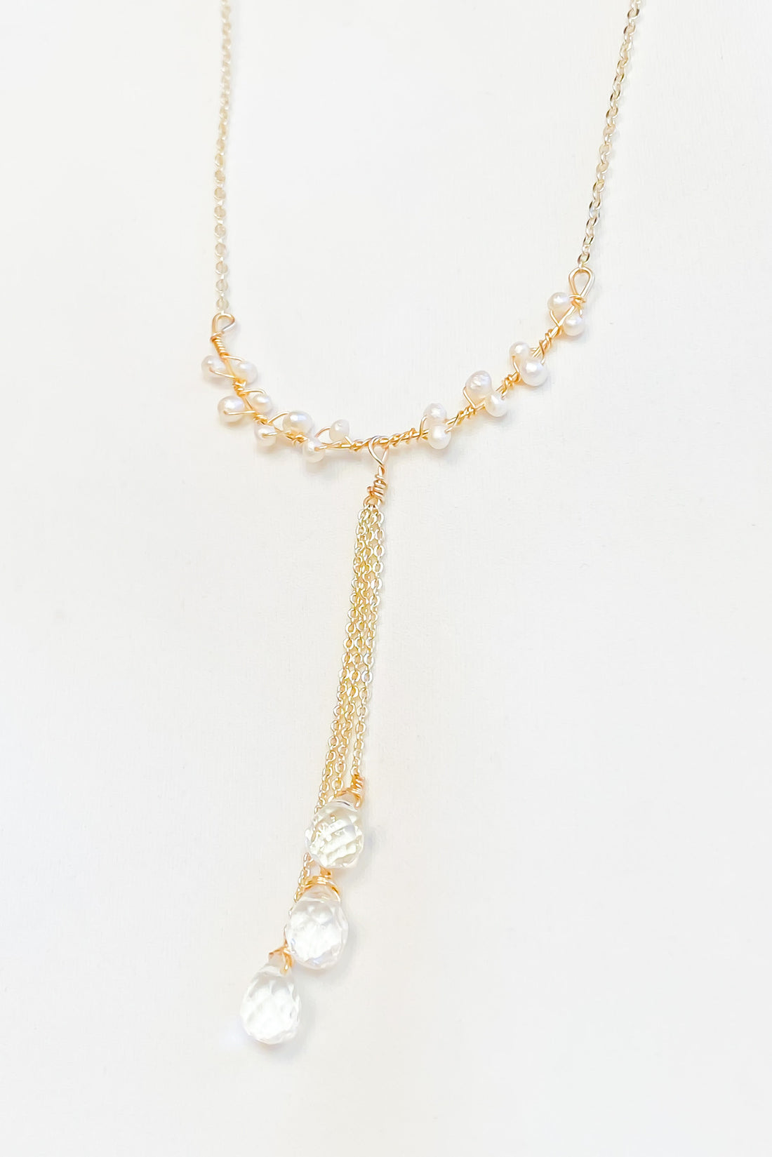 SKYE San Francisco Shop Chic Modern Elegant Classy Women Jewelry French Parisian Minimalist Anelise Gold Freshwater Pearl Necklace 3