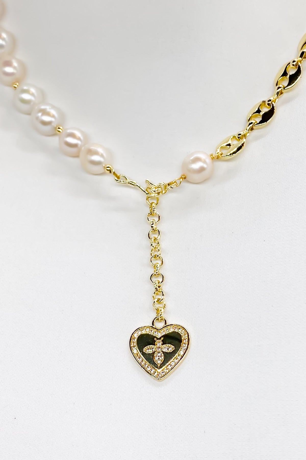 Chanel Necklace  Chanel Heart Pearl Necklace - the Vintage Advantages  Jewelry