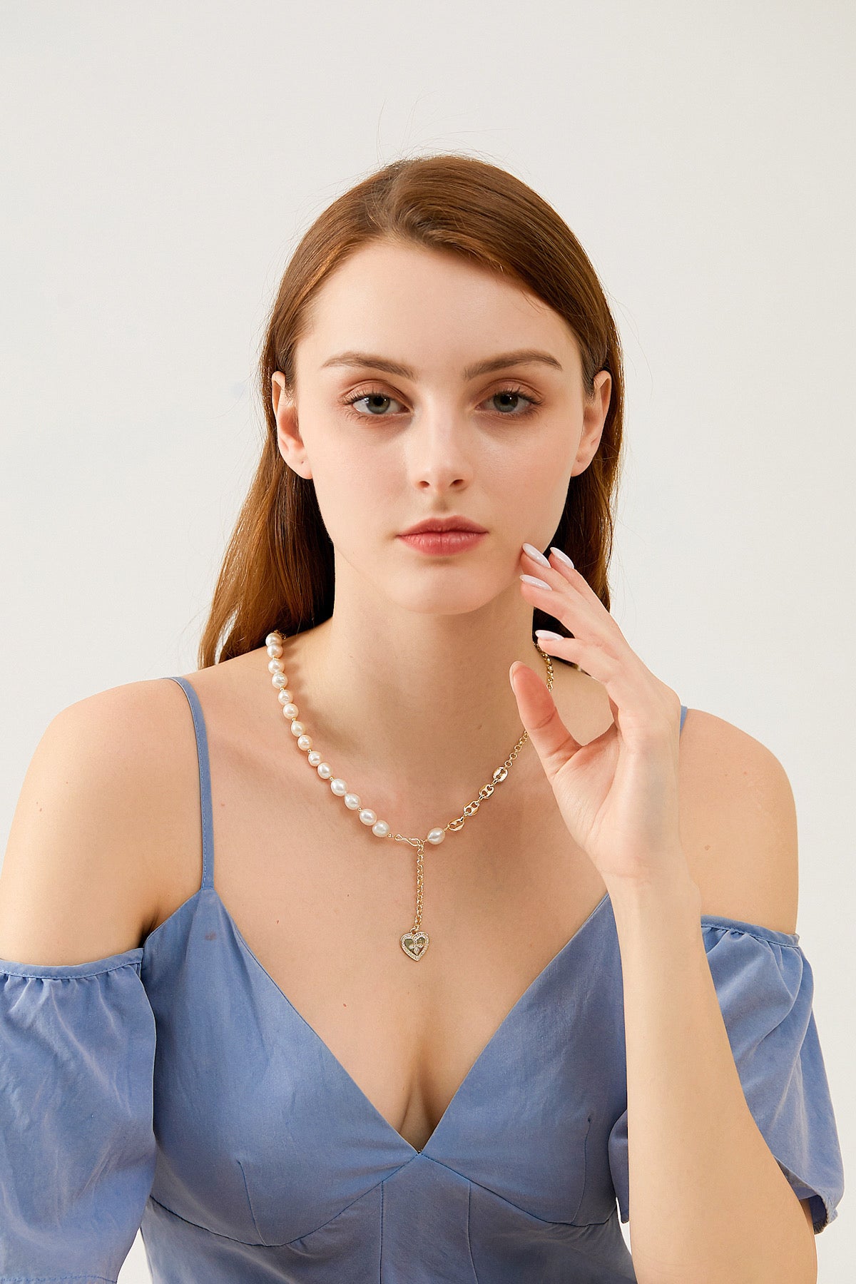 SKYE San Francisco Shop Chic Modern Elegant Classy Women Jewelry French Parisian Minimalist Bellamy Crystal Bee Heart Pendant Pearl Necklace 8