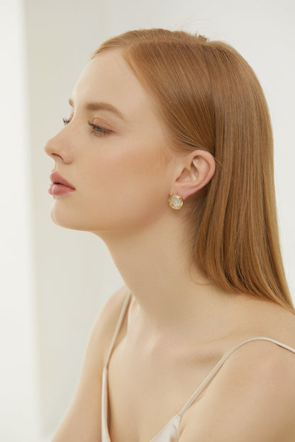 SKYE San Francisco Shop Chic Modern Elegant Classy Women Jewelry French Parisian Minimalist Cecile Freshwater Pearl Earrings 9