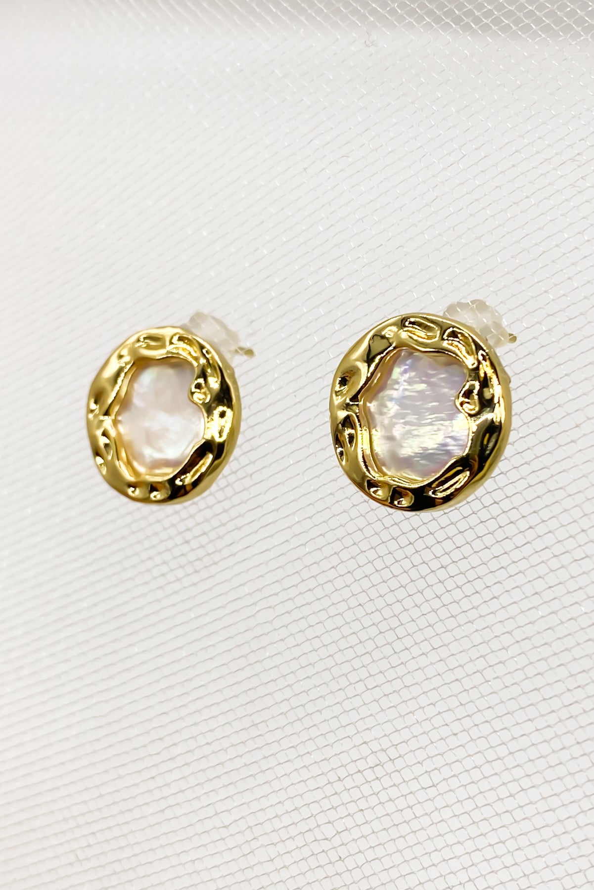 SKYE San Francisco Shop Chic Modern Elegant Classy Women Jewelry French Parisian Minimalist Cecile Freshwater Pearl Earrings