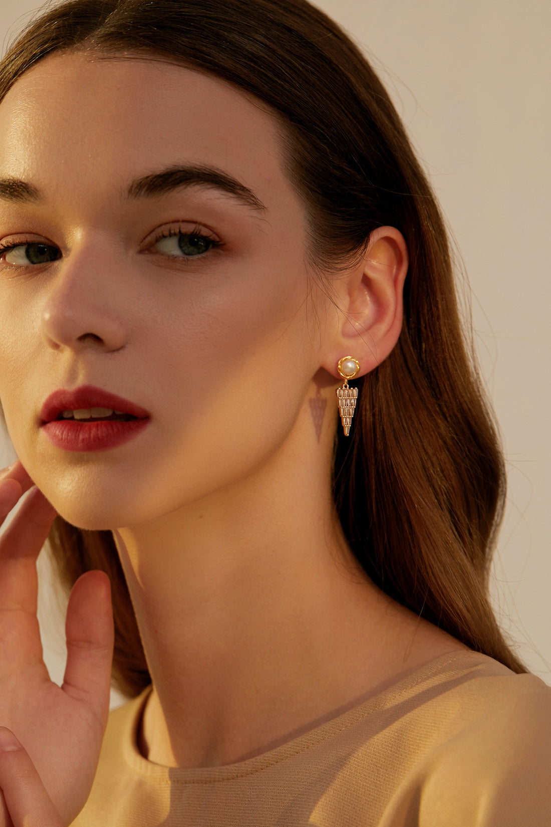 SKYE San Francisco Shop Chic Modern Elegant Classy Women Jewelry French Parisian Minimalist Ella Gold Pearl Crystal Drop Earrings 4