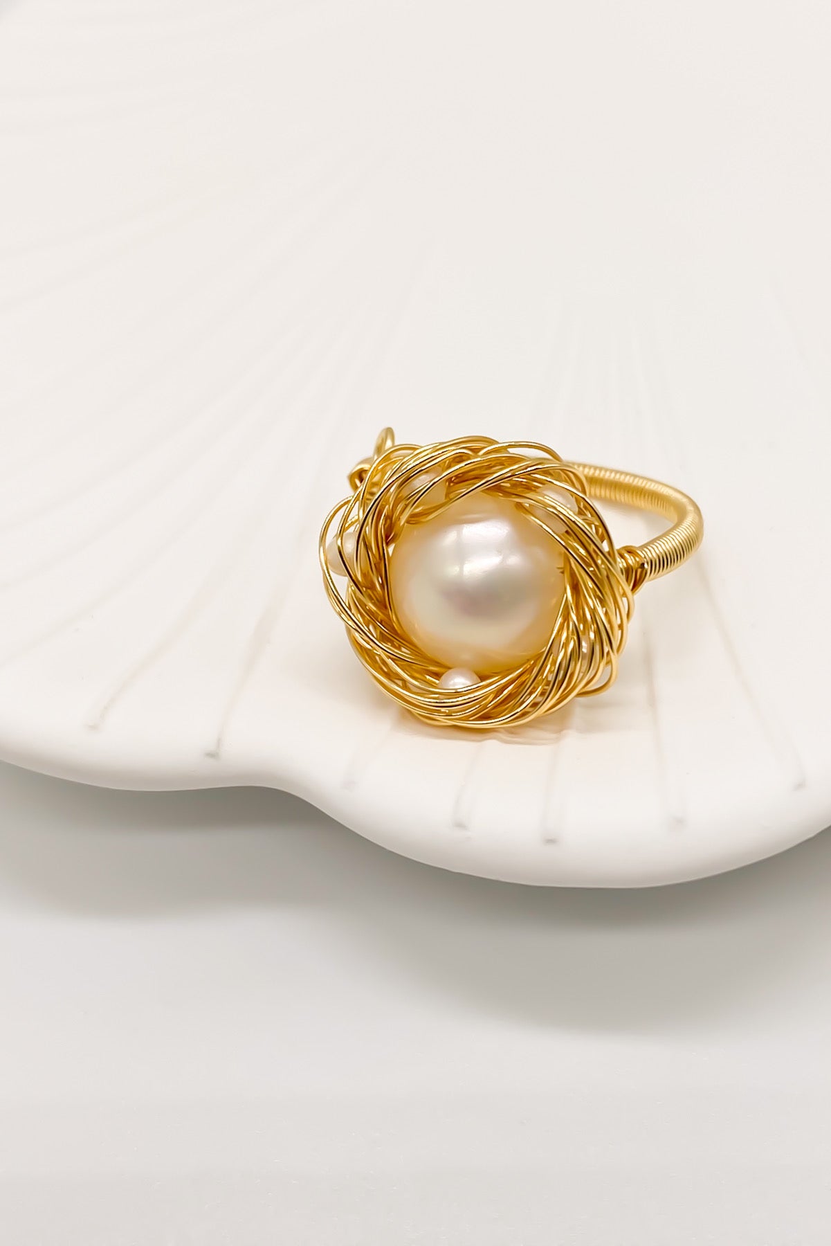 SKYE San Francisco Shop Chic Modern Elegant Classy Women Jewelry French Parisian Minimalist Irene Gold Freshwater Pearl Ring 6