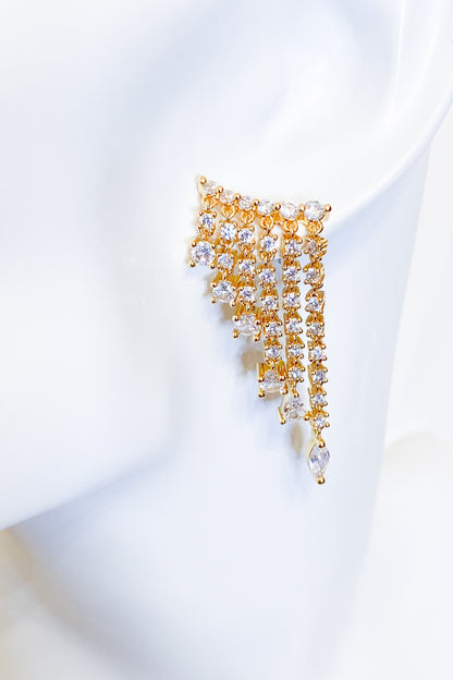 SKYE San Francisco Shop Chic Modern Elegant Classy Women Jewelry French Parisian Minimalist Nieve 18K Gold Crystal Drop Earrings 2