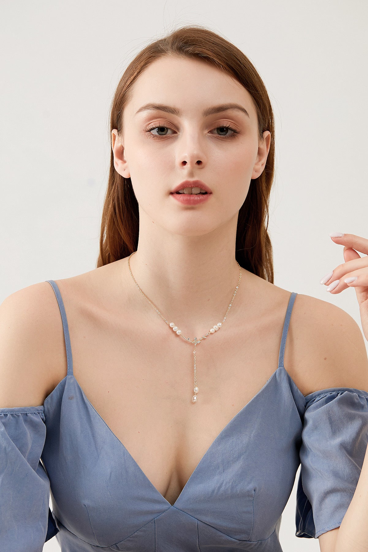 SKYE San Francisco Shop Chic Modern Elegant Classy Women Jewelry French Parisian Minimalist Papi 18K Gold Butterfly Drop Necklace 7