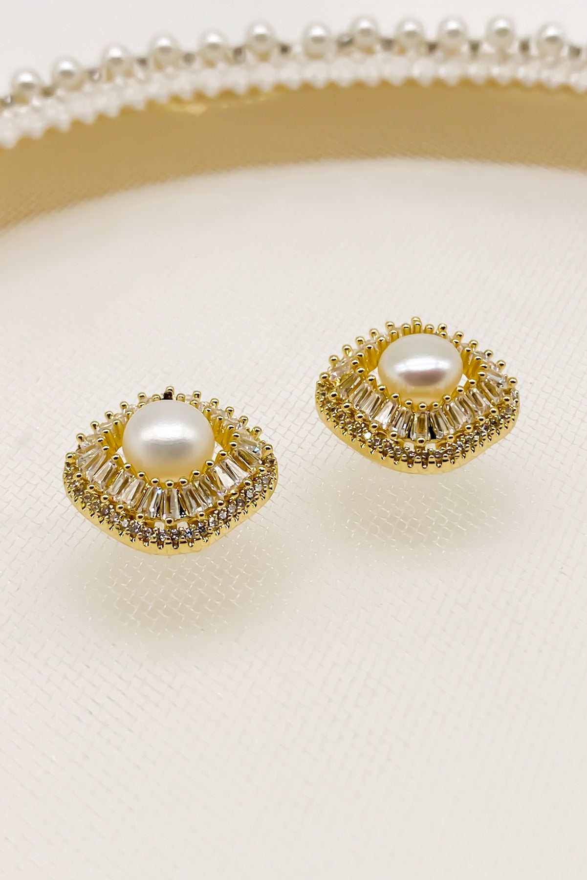 Light Azure Swarovski Bead & Pearl Earrings – design-eye-gallery