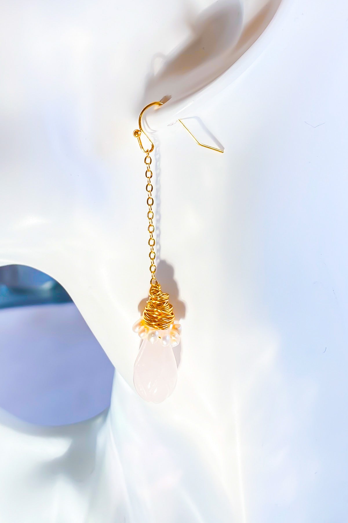 SKYE San Francisco Shop SF Chic Modern Elegant Classy Women Jewelry French Parisian Minimalist Alisanne 18K Gold Rose Quartz Earrings 9