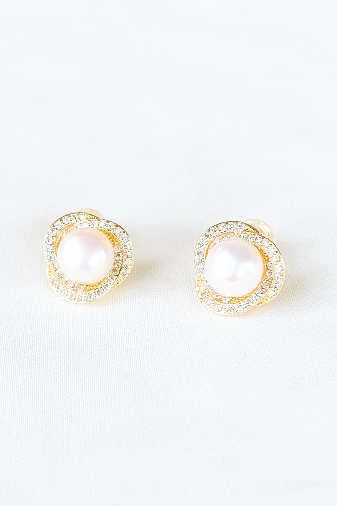 SKYE San Francisco Shop SF Chic Modern Elegant Classy Women Jewelry French Parisian Minimalist Emilien 18K Gold Crystal Pearl Earrings 5