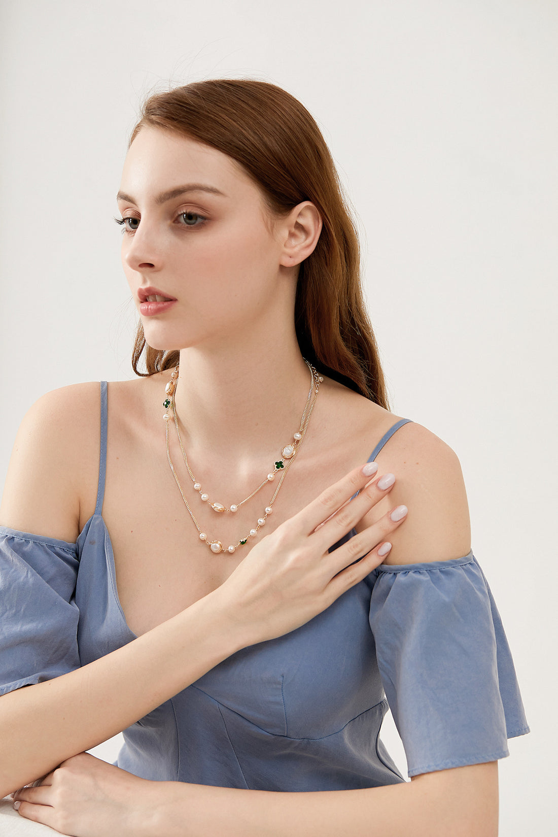 SKYE San Francisco Shop SF Chic Modern Elegant Classy Women Jewelry French Parisian Minimalist Estelle Clover Pearl Long Layered NecklaceEstelle Clover Pearl Long Layered Necklace 8