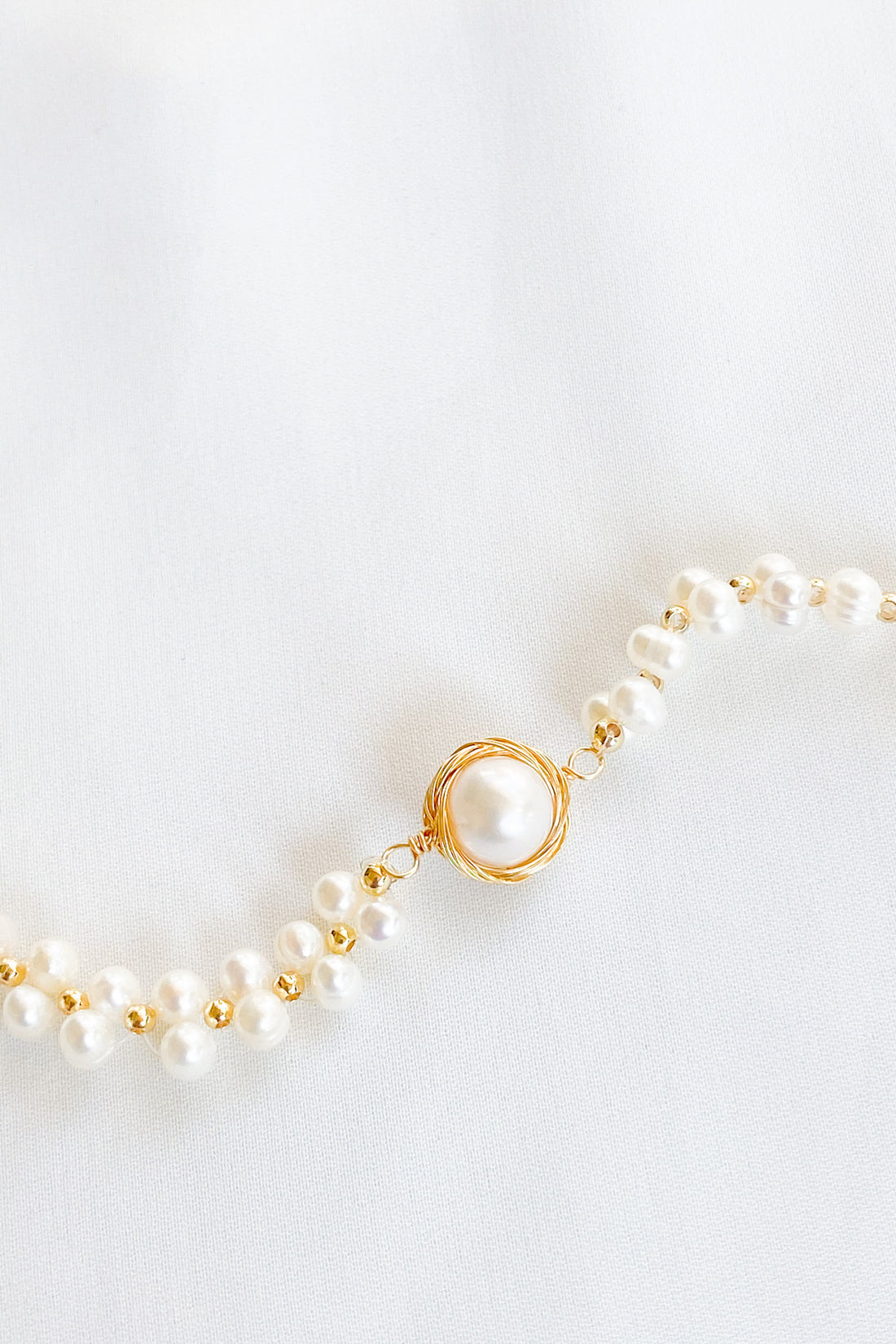 SKYE San Francisco Shop SF Chic Modern Elegant Classy Women Jewelry French Parisian Minimalist Therese 18K Gold Freshwater Pearl Bracelet