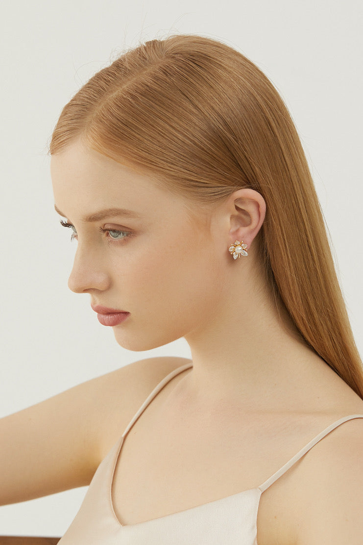SKYE Shop Chic Modern Elegant Classy Women Jewelry French Parisian Minimalist Angelica Gold Pearl Sakura Flower Stud Earrings 6