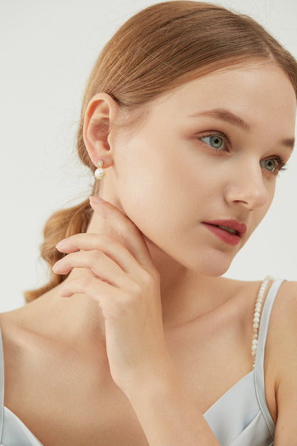 SKYE Shop Chic Modern Elegant Classy Women Jewelry French Parisian Minimalist Ayda Freshwater Pearl Drop Earrings 3
