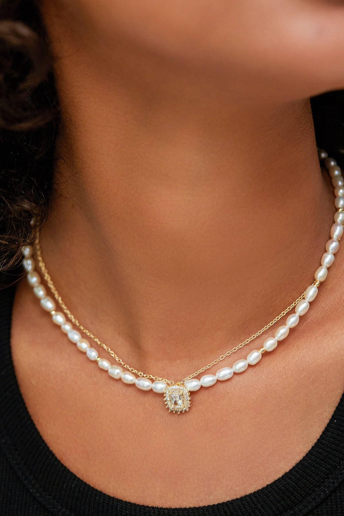 Crystal and Pearl Necklace Pink - Kamala Boutique