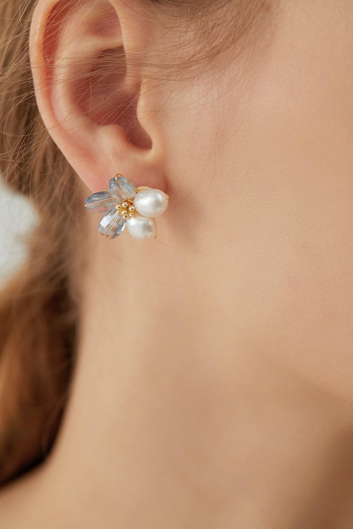 SKYE Shop Chic Modern Elegant Classy Women Jewelry French Parisian Minimalist Kira Cystal Flower Freshwater Pearl Earrings 2