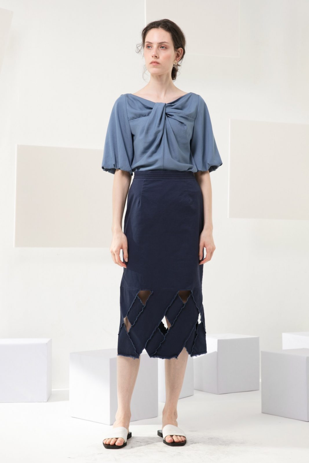 SKYE minimalist women clothing fashion Kai Knot Top blue