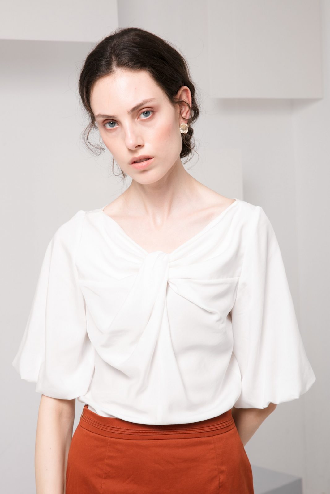 SKYE minimalist women clothing fashion Kai Knot Top white 5
