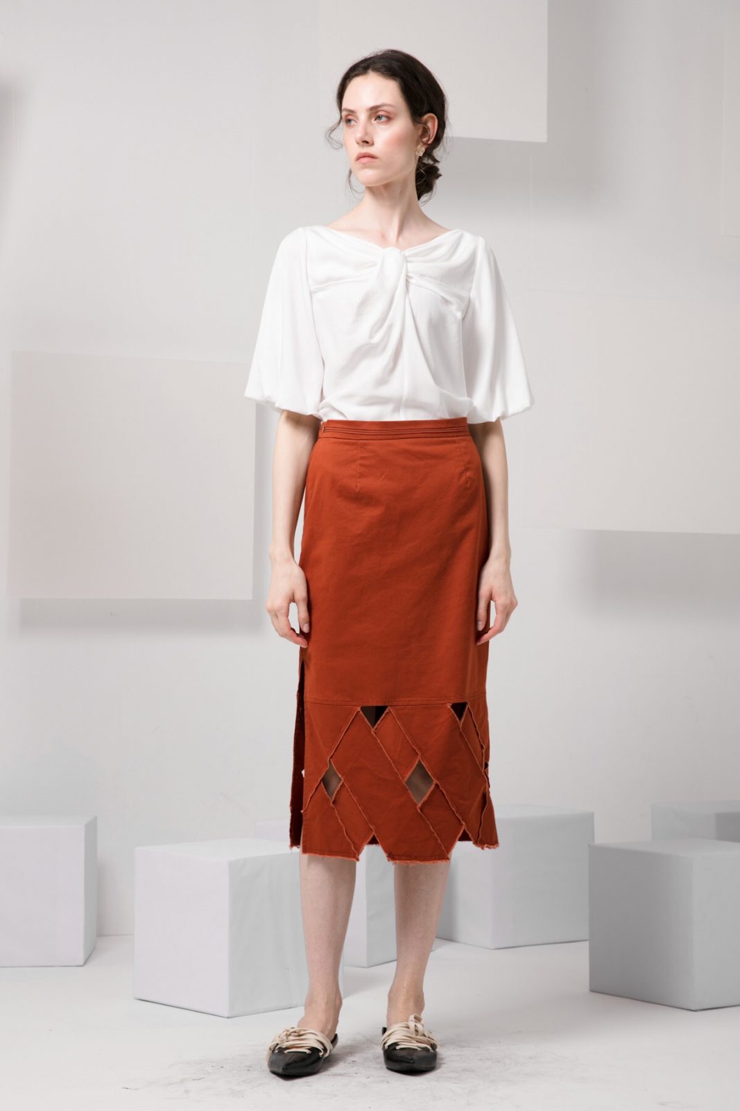 SKYE minimalist women clothing fashion Kai Knot Top white