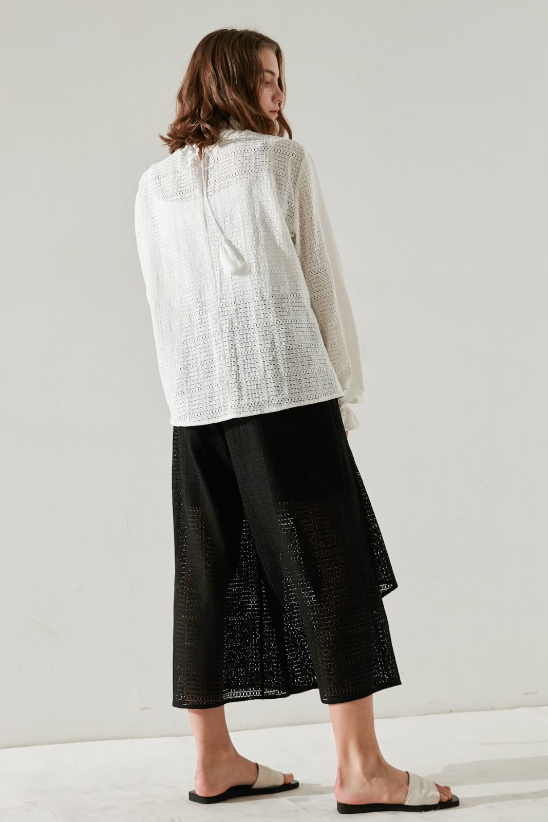 SKYE minimalist women fashion Aria cuolettes lace black 2