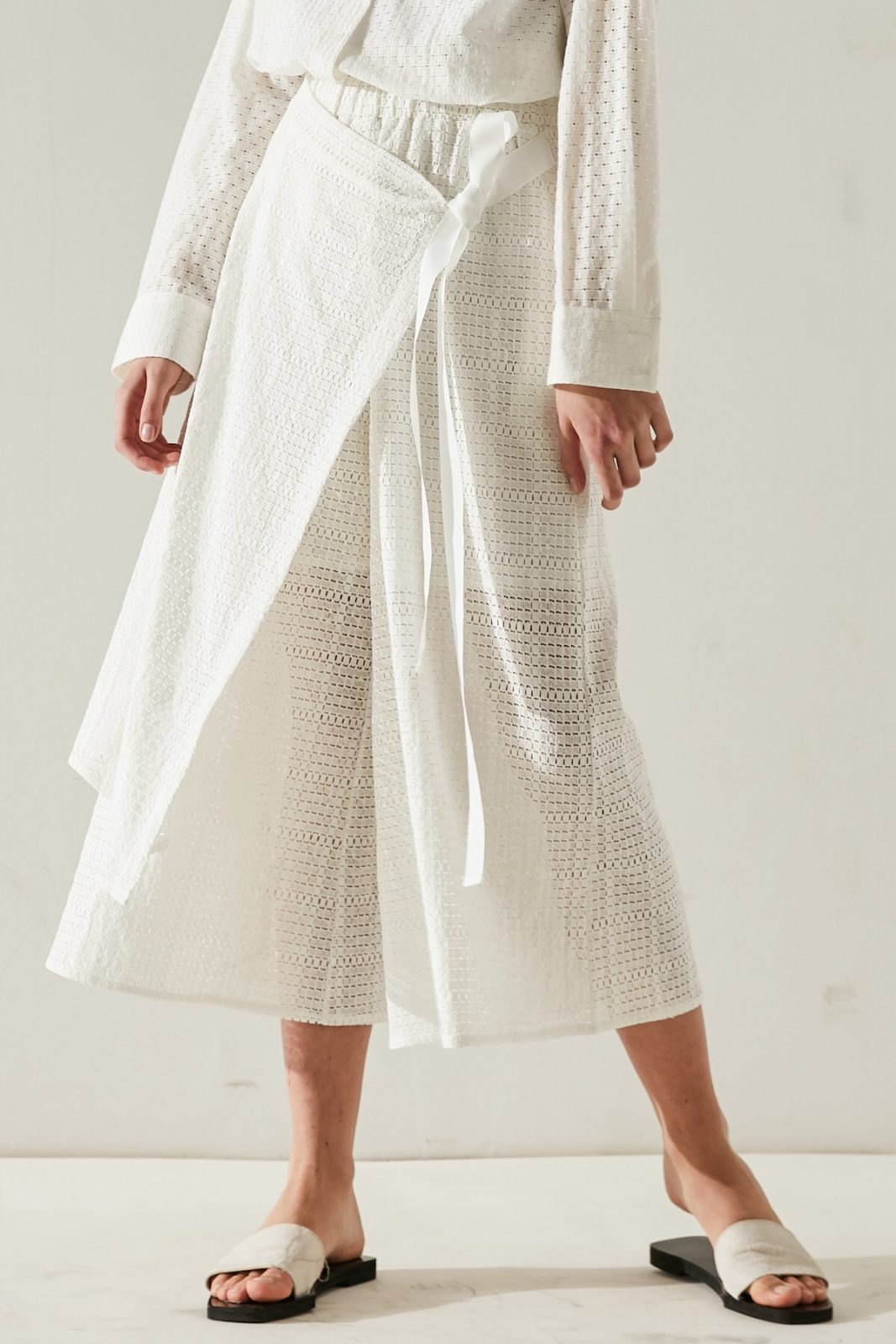 SKYE minimalist women fashion Aria cuolettes lace white 2