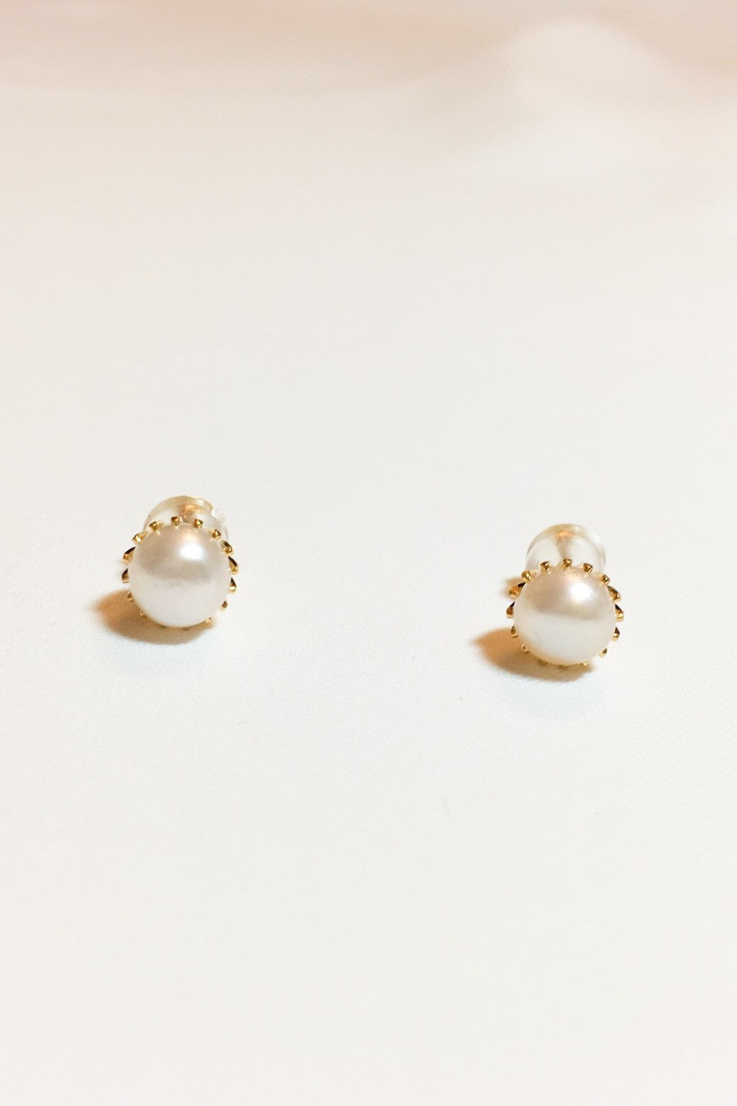 SKYE modern minimalist women fashion accessories Camillia Freshwater Pearl Earrings 6