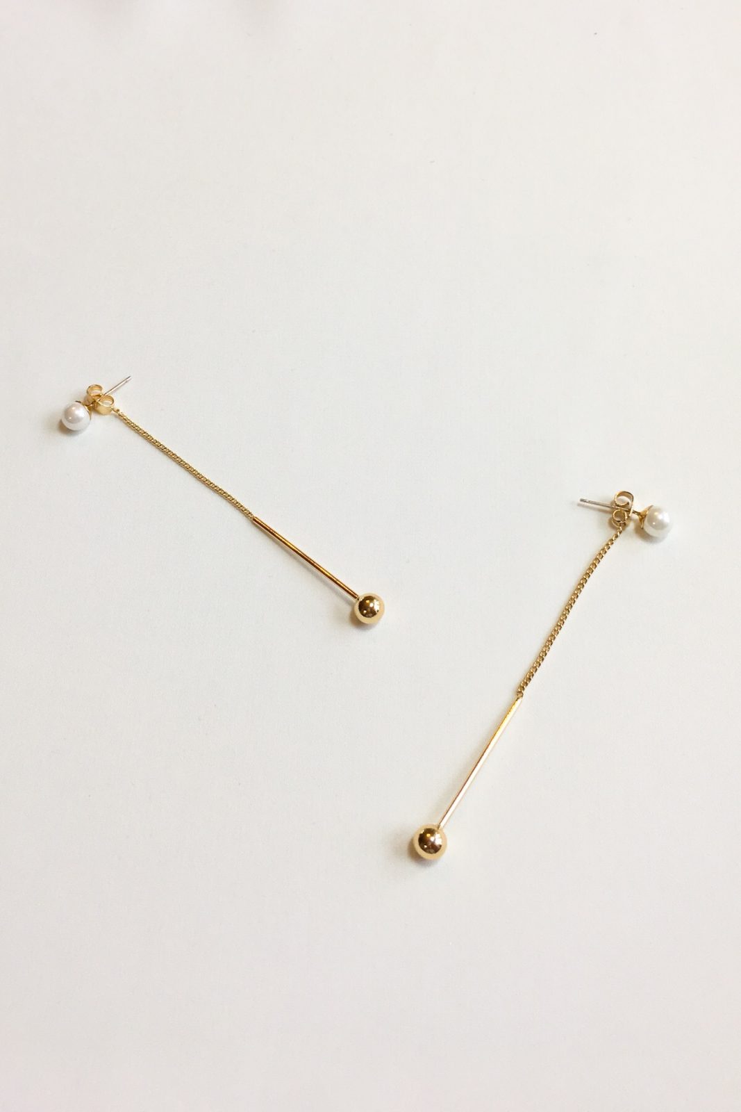 SKYE modern minimalist women fashion accessories Isabel 18K Gold Pearl Drop Earrings 2