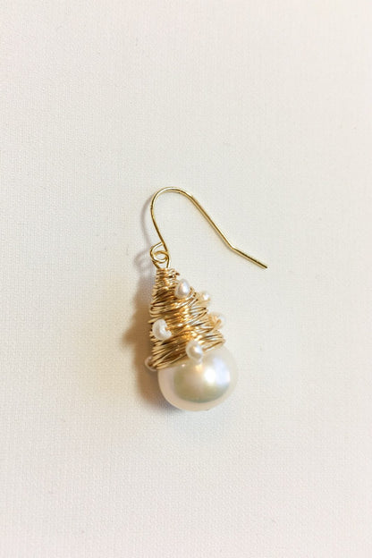 SKYE modern minimalist women fashion accessories Iseya 18K Gold Filled Freshwater Pearl Earrings